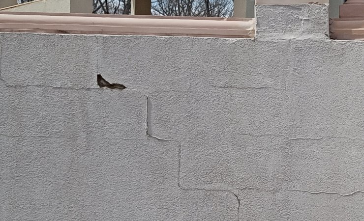 Stir step cracks in Gainesville, Virginia