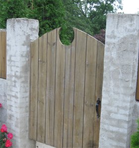 Block joints show when wet